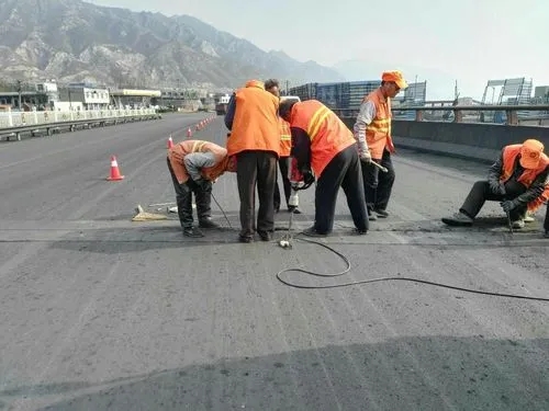 溪湖道路桥梁病害治理